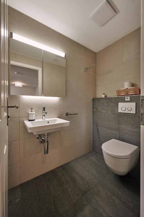 City Center Apartment With Mountain View Interlaken Bagian luar foto
